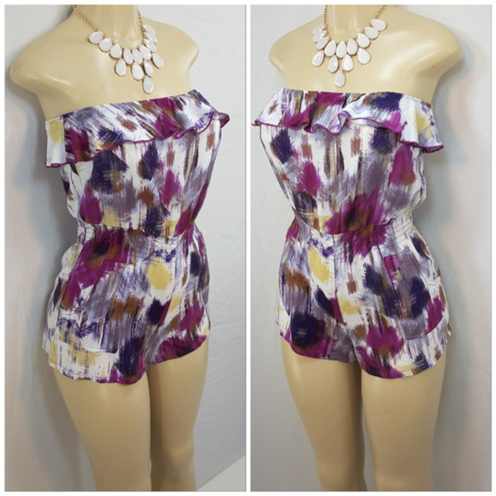 FOREVER 21, Strapless Romper, size Small - Picture 1 of 8